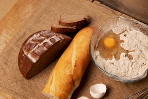 Diferencias entre el pan de masa madre y pan normal: beneficios y una receta con alto valor nutricional (Foto de carácter ilustrativa: Freepik)
