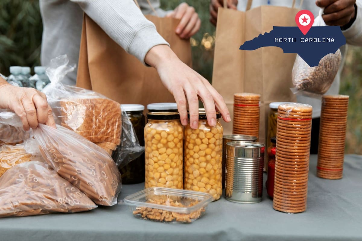 Diferentes organizaciones y bancos de alimentos otorgan comida gratis en Carolina del Norte (Freepik)