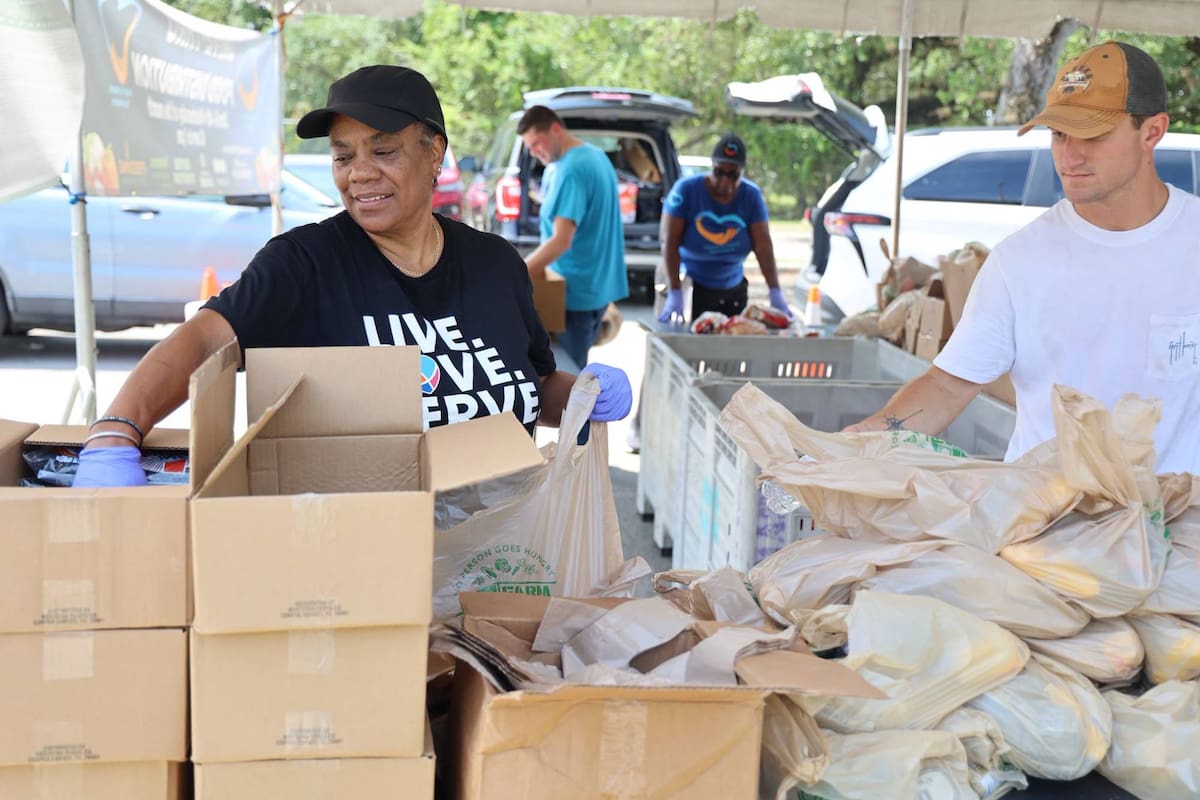 Diferentes puntos solidarios de Florida mantendrán esta semana esquemas de apoyo nutricional con provisión de víveres, frutas, verduras y platos preparados