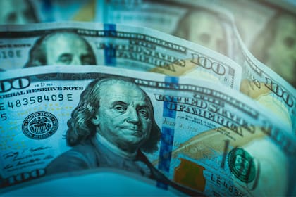 El dólar blue se posicionó en los $186