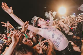 En Cosquín Rock, Dillom, Hilda Lizarazu y NTVG respaldaron a los artistas criticados por Milei