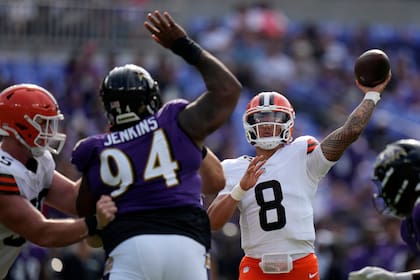 Dillon Gabriel será el quarterback titular de los Browns tras la banca de Joe Flacco