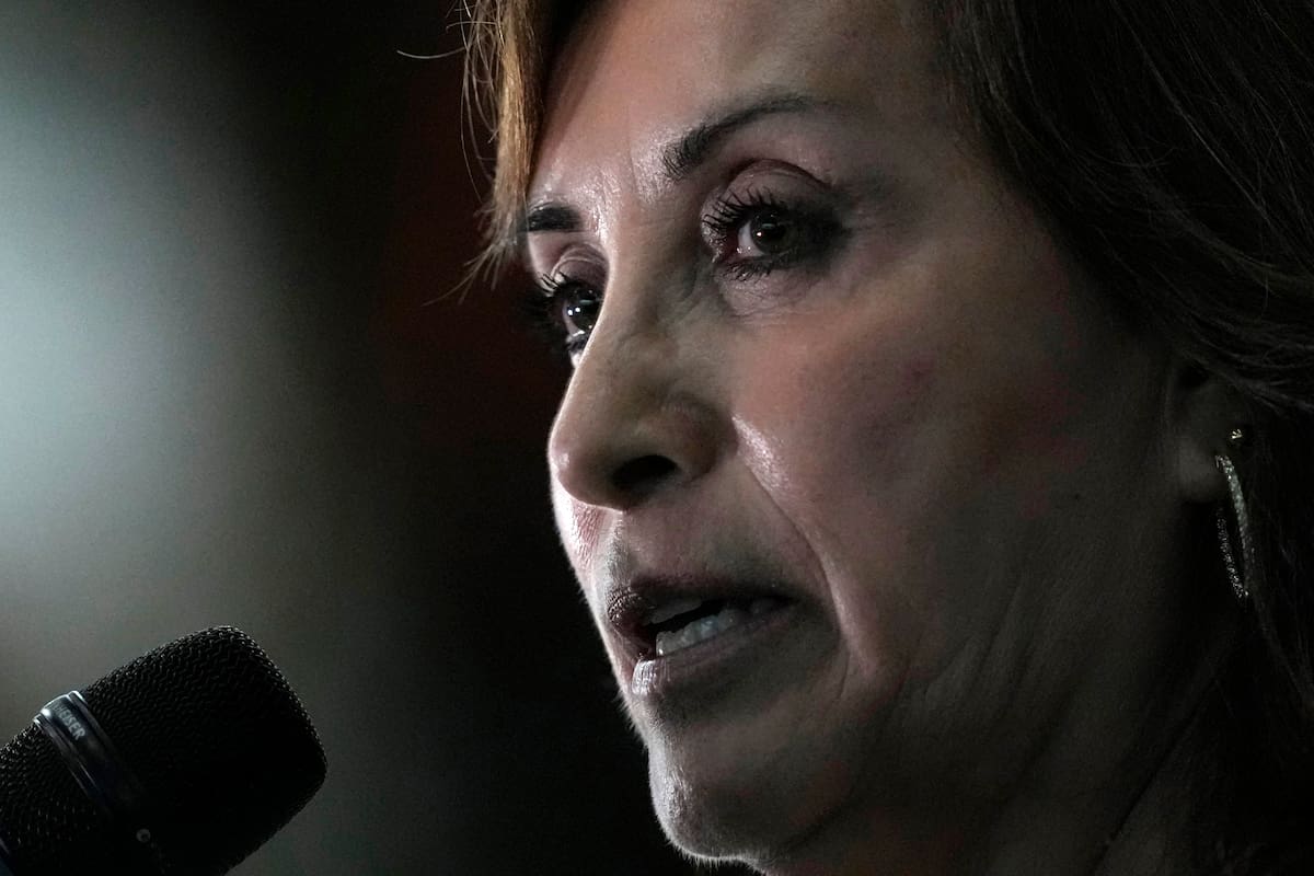 Dina Boluarte, presidenta de Perú
