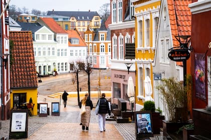 Dinamarca fue ayer el primer país europeo en eliminar todas las restricciones anti Covid