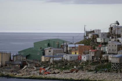 Diómedes menor es de Estados Unidos y tiene un población de 160 personas