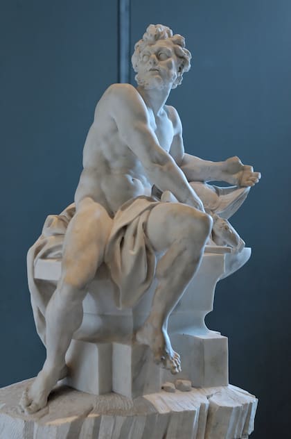 Dios romano Vulcano, equivalente al Dios griego Hefesto, al que los habitantes de Piobbico lo adoptaron como patrono de los feos
