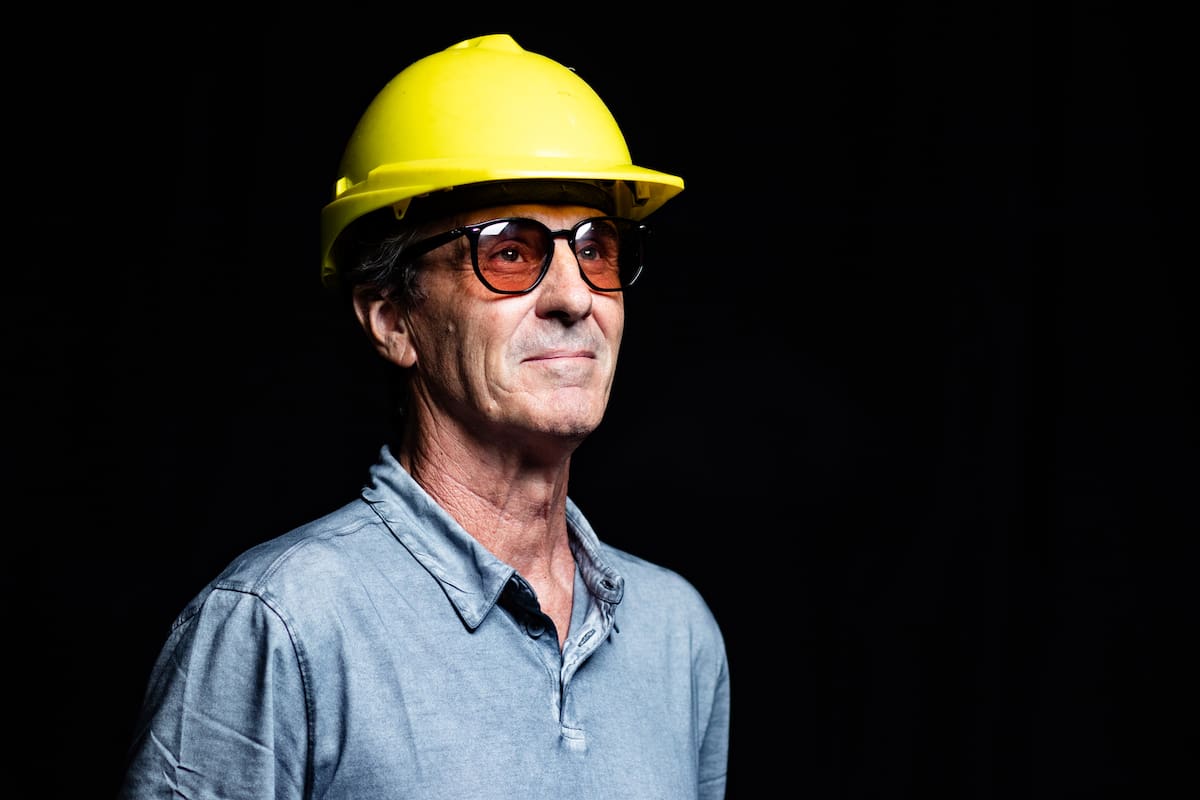 Diqui James, al frente de Fuerza Bruta desde hace dos décadas, asegura que está haciendo el show más feliz del mundo