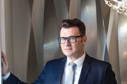 Director de marketing del Four Seasons, conductor de televisión, acaba de publicar su autobiografía, que también propone como manual de autoayuda