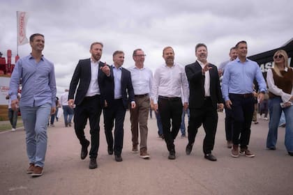 Dirigentes del PJ bonaerense en Expoagro