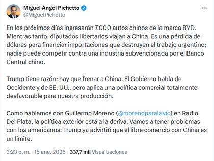 Discusión entre Caputo y Pichetto en X por el ingreso de autos chinos a la Argentina
