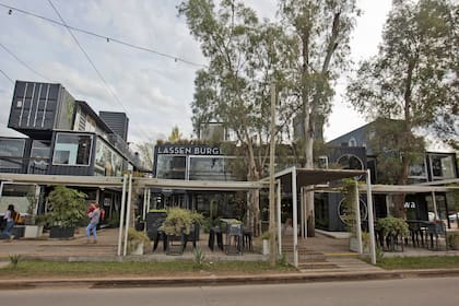 Lassen Burger Haus,la hamburguesería gourmet que cuenta con locales en Pilar, Luján, y Maschwitz, apunta a crear experiencias únicas en las que las buenas ideas son clave