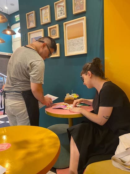 Diseño cálido, bebidas bien elaboradas y una carta inclusiva