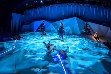 Diseño de luces de Eli Sirlin para La Tempestad, de Shakespeare, en el teatro San Martín (2018)
