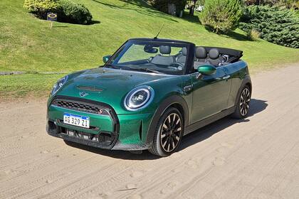 Diseño inconfubdible para el MINI Cooper S en su versión convertible