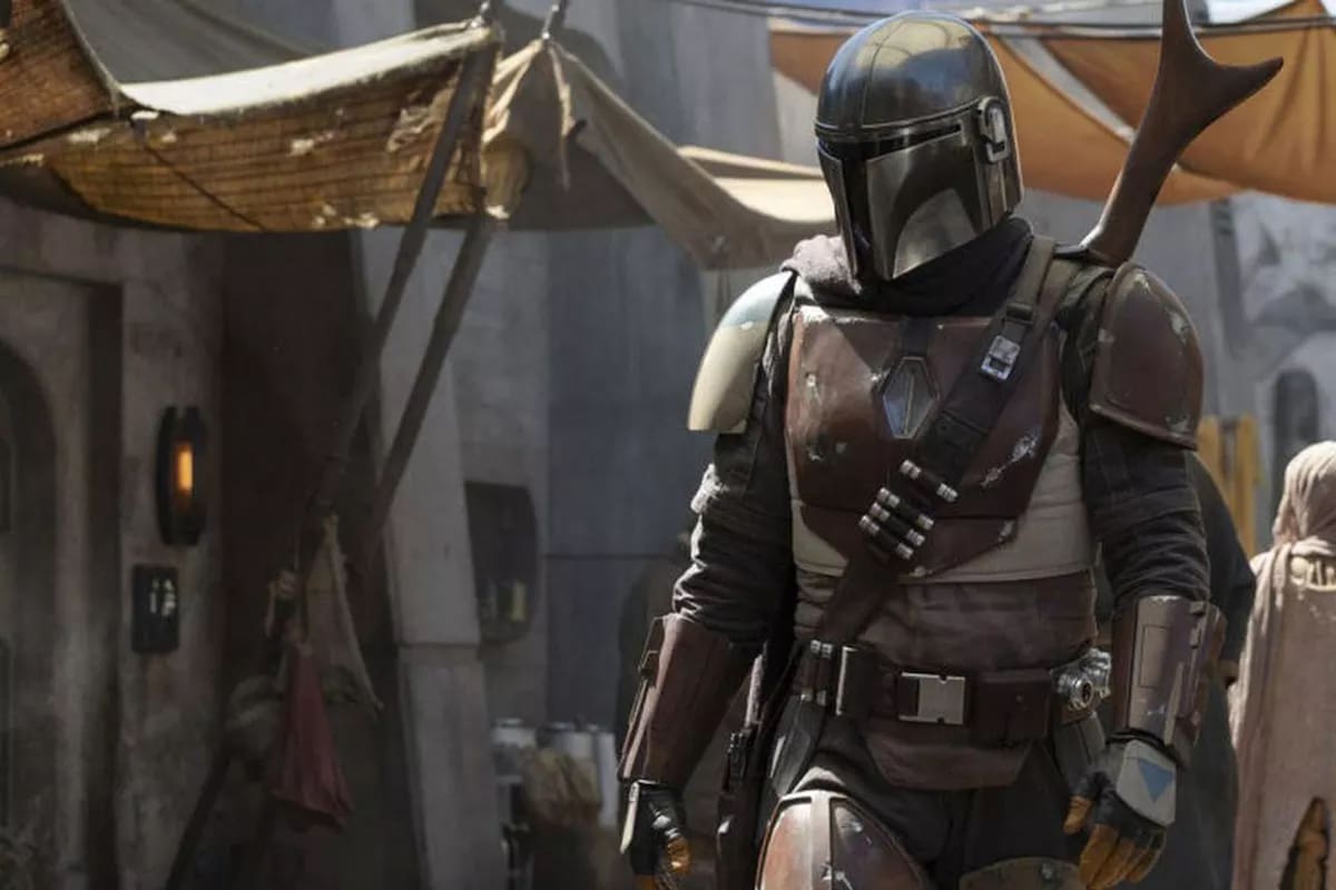 Disney confirmó que Pedro Pascal volverá a ponerse al frente de The Mandalorian en su segunda temporada