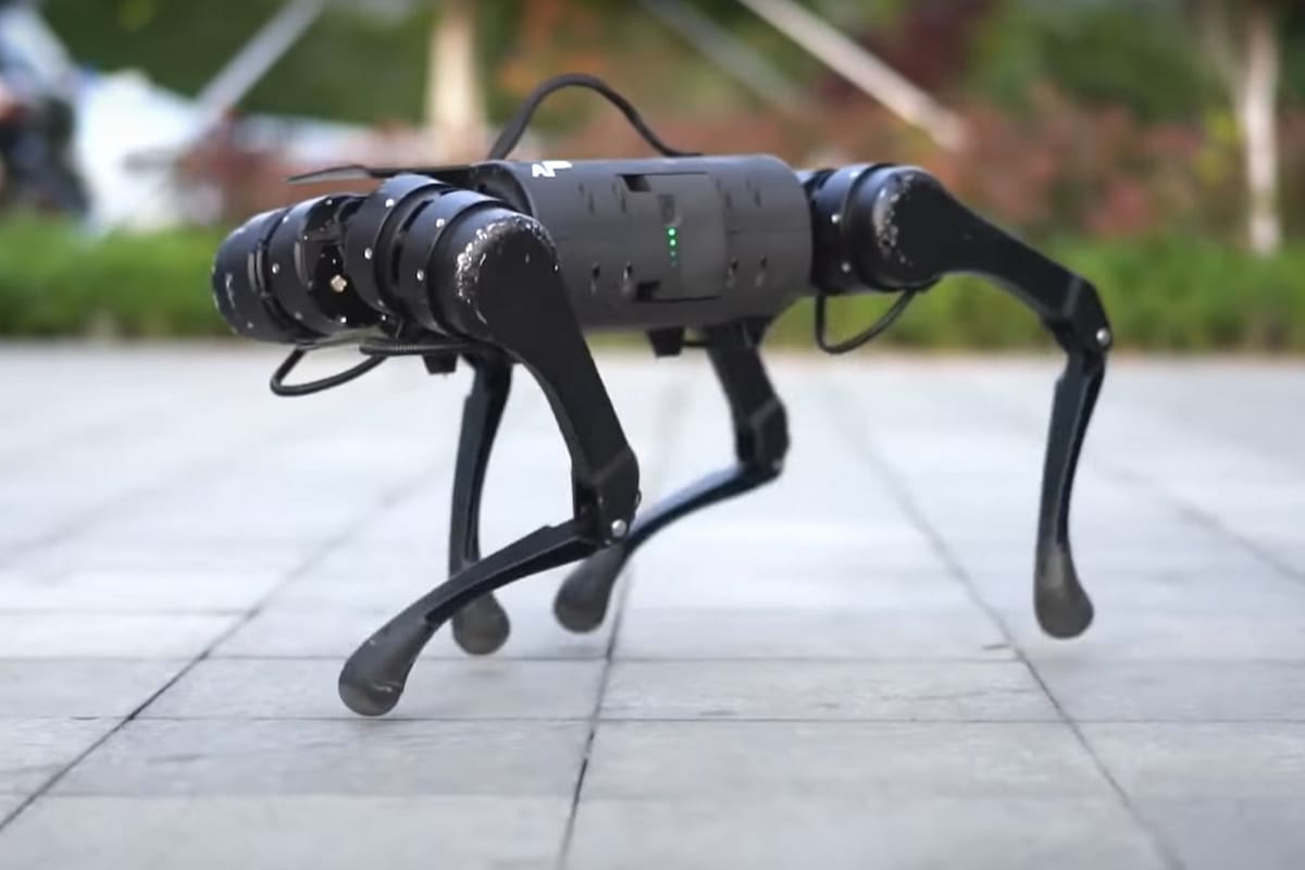 Disponible a la venta por 10.000 dólares, el robot A1 de la firma china Unitree se asemeja a Spot, el cuadrúpedo desarrollado por Boston Dynamics