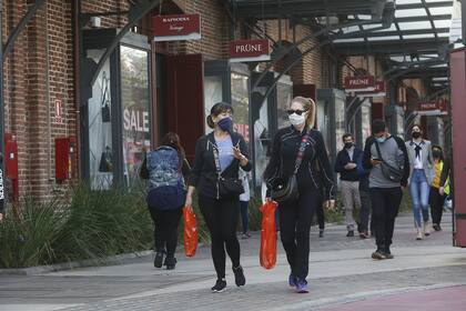 Distrito Arcos es el único shopping abierto en la ciudad de Buenos Aires, por ser a cielo abierto