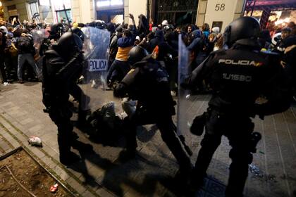 Represión policial en las calles de Barcelona