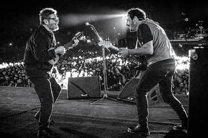 Divididos con Santaolalla en el Hipódromo de Palermo