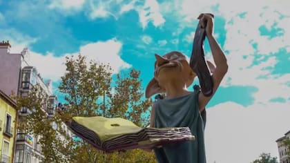 Dobby es uno de los personajes más queridos del mundo mágico creado por J. K. Rowling