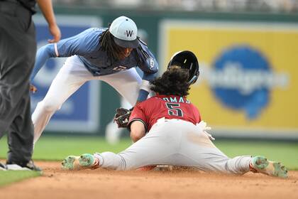 Doble de dos carreras de Wood ayuda a Nats a vencer 4-3 a Diamondbacks