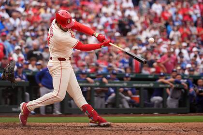 Doblete de Arenado en la novena da triunfo a Cardenales 2-1 sobre Dodgers