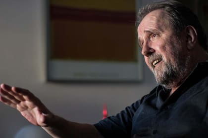 Doctor en Ciencias Sociales e investigador, José Luis Fernández analiza en su nuevo libro la nueva ecología mediática