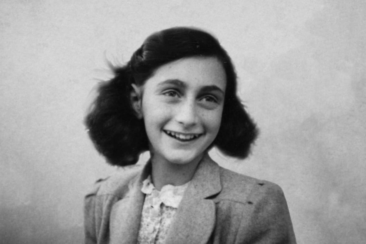 Documentó su cautiverio a lo largo de dos años mientras se ocultaba de los nazis. Fuente: AnneFrank.org