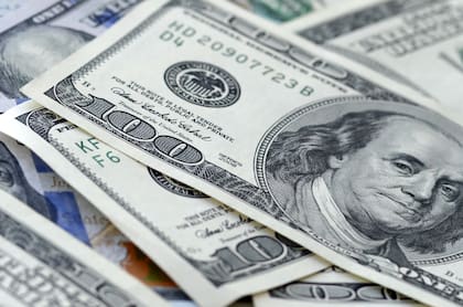 El dólar blue quedó muy cerca de su máximo histórico