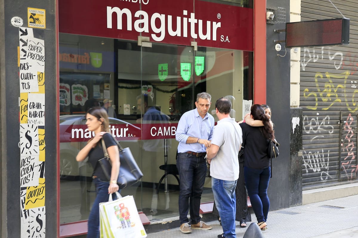 Dólar blue hoy: a cuánto cotiza el martes 4 de agosto