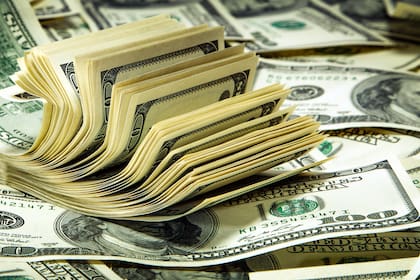 ¿Cuál es el billete más alto de dólar?