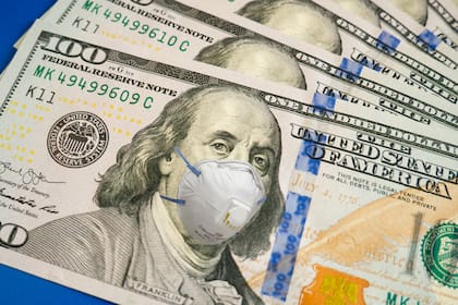 Dólar; dólares; billetes; dólar oficia; dólar Blue