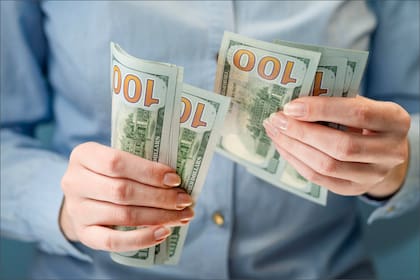 Dólar hoy, dólar blue hoy: a cuánto cotiza este martes 6 de enero