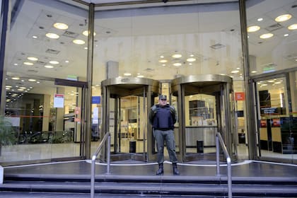 Dólar tarjeta hoy: a cuánto cotiza el dólar turista el 17 de octubre