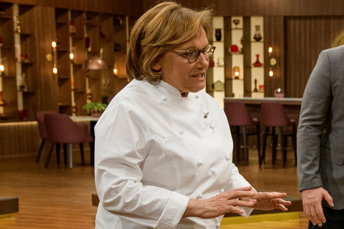 Dolli Irigoyen, jurado invitada, les enseñó a hacer carpaccio.