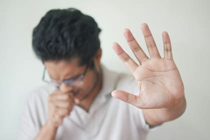 Dolor de garganta, disfonía o ronquera pueden aparecer con más frecuencia ante esta variante