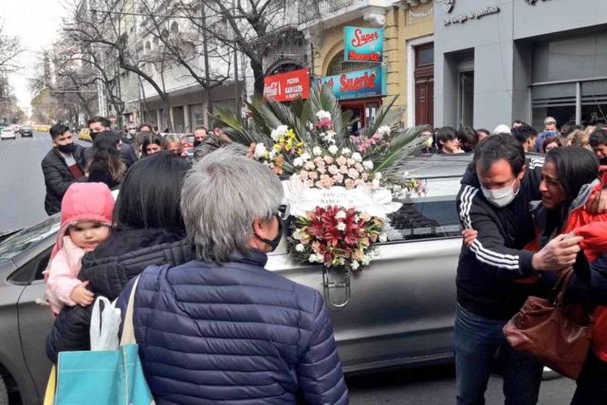 Dolor y angustia por el joven asesinado por la policía.