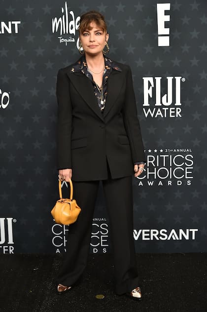 Dolores Fonzi en la alfombra roja de los premios de los críticos en los que su película Belén estaba nominada a mejor película no hablada en inglés