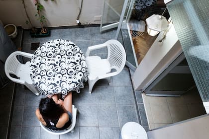 Dolores Moreno, una vecina que relata su padecimiento por vivir en una planta baja