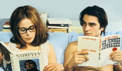 Domicilio conyugal (1970), de Francois Truffaut. Disponible en Mubi.