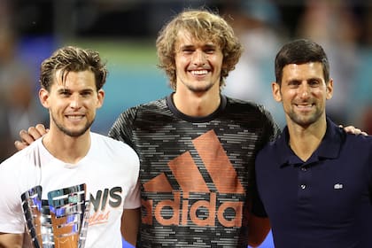Dominic Thiem, Alexander Zverev y Novak Djokovic, tres de las figuras que participaron del "Adria Tour", en Serbia.