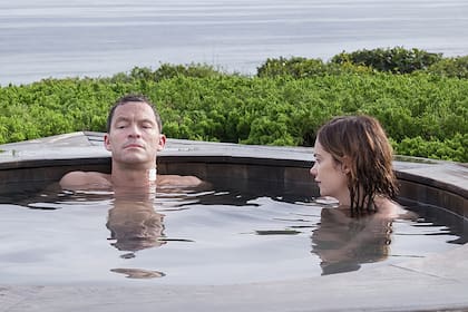 Dominic West junto a Wilson, en una escena de The Affair