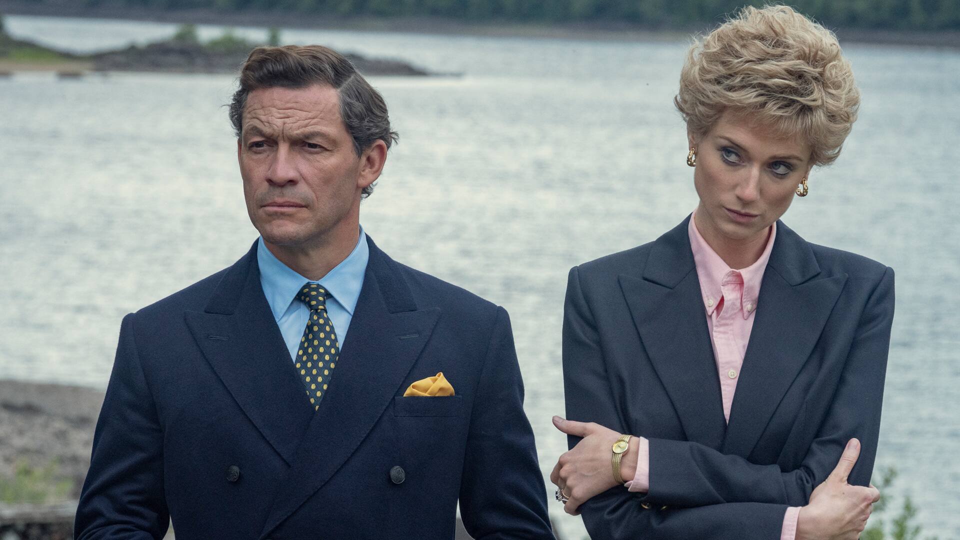 Elizabeth Debicki y Dominic West en The Crown