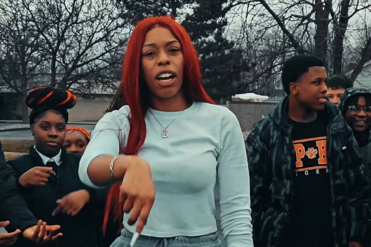 Domonique Brown fue despedida por rapear, así que hizo una canción con sus alumnos como protesta