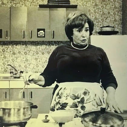 Doña Petrona, símbolo de la televisión argentina y pionera de los programas de cocina