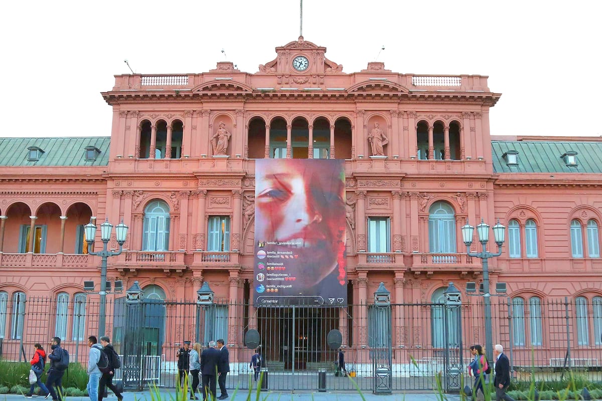 Donación de órganos: la bandera de Justina ilumina la Casa Rosada