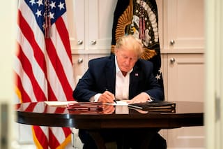 Trump evaluó la posibilidad de concederse un indulto