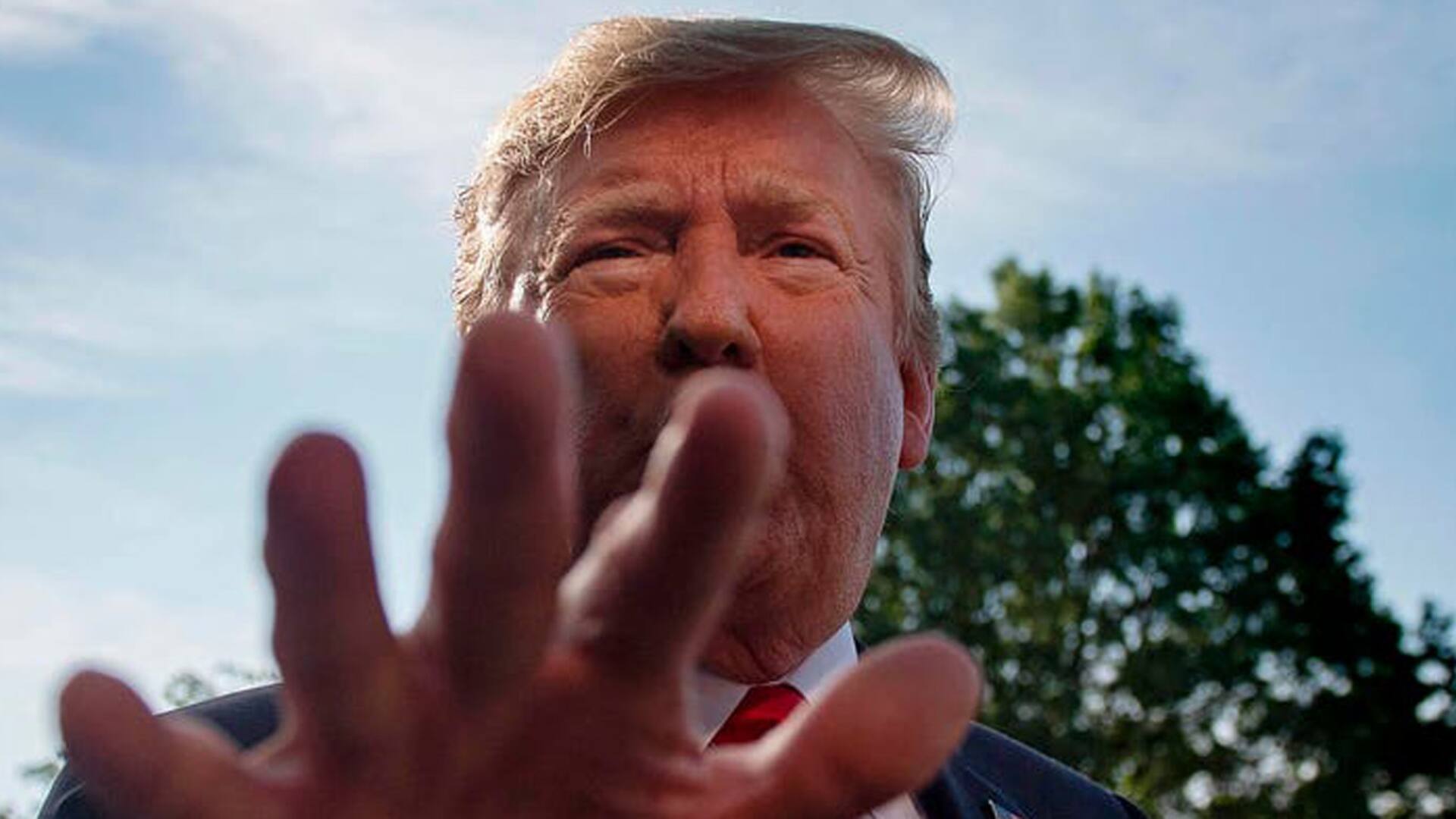 Donald Trump contra los medios: Twitter es su arma predilecta