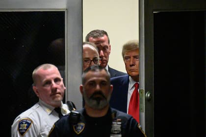Donald Trum, en el tribunal criminal de Manhattan. (Ed JONES / POOL / AFP)