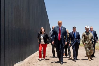 Donald Trump aceleró la construcción del muro en la frontera con México antes de dejar la presidencia de Estados Unidos.